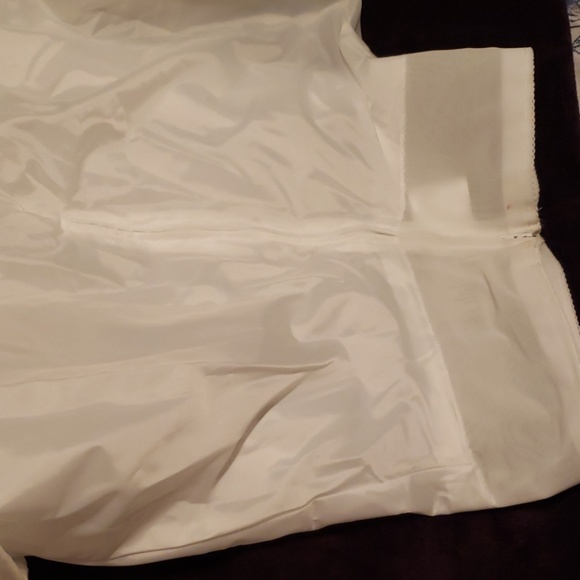 David's bridal slip for wedding dresses - Picture 4 of 7